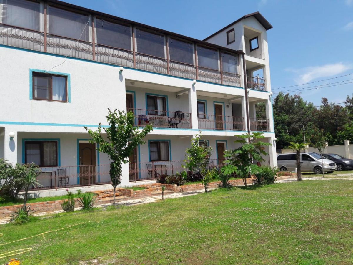 Apsa Butik Hotel Sukhumi Exterior foto