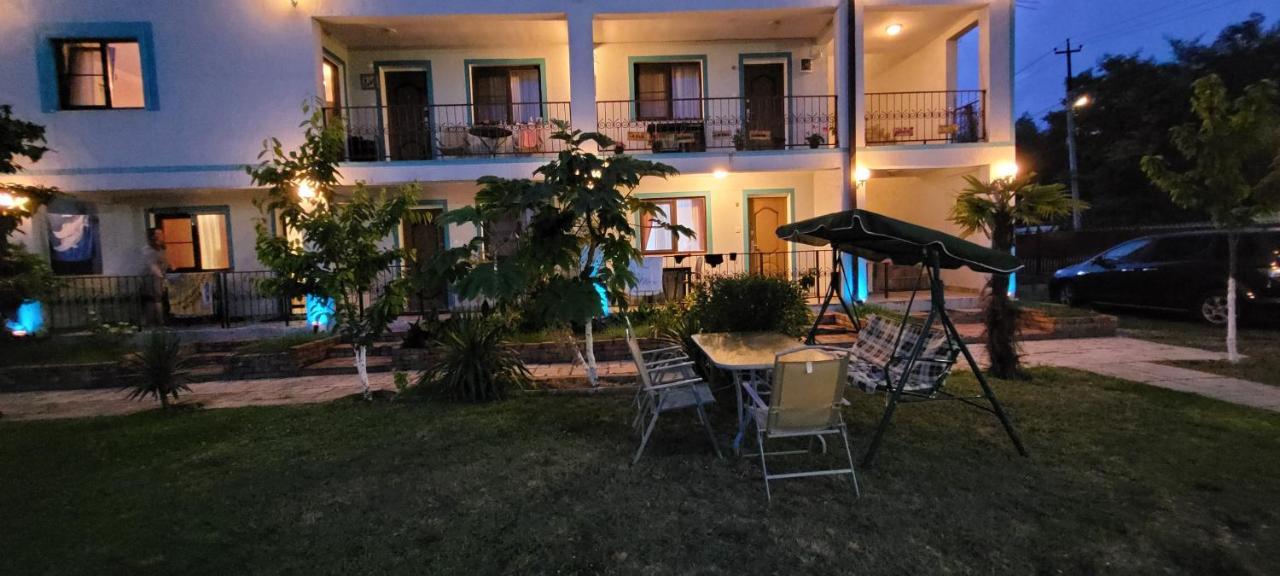 Apsa Butik Hotel Sukhumi Exterior foto