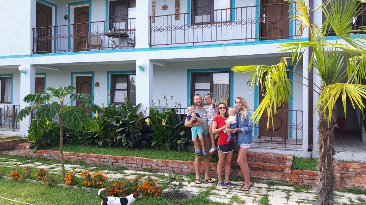 Apsa Butik Hotel Sukhumi Exterior foto